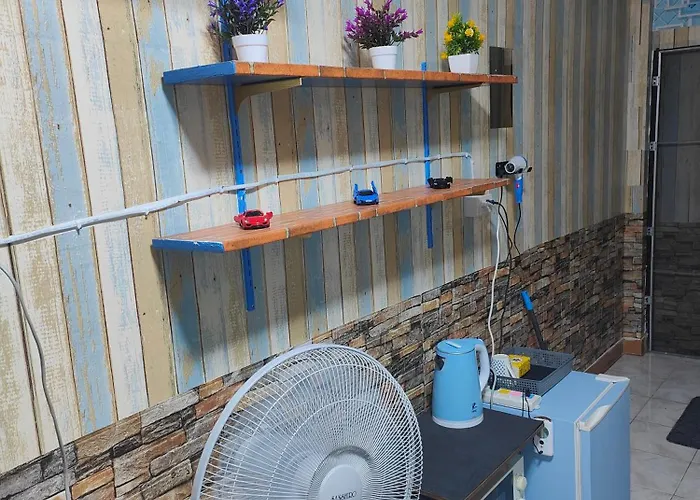 Jplace 101 Spacious With Large Fan Free Wi-fi *